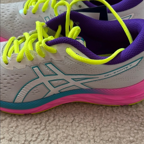 Asics White and Pink Athletic Shoes with Breathable Upper - Picture 5 of 10